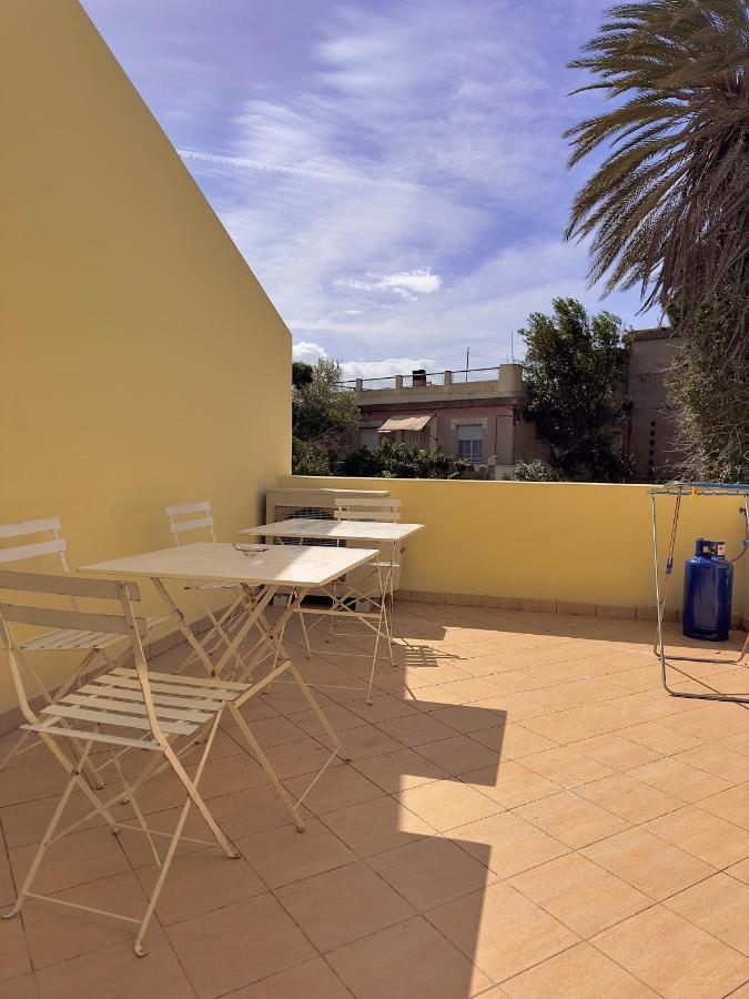 Olbia City Center ภายนอก รูปภาพ